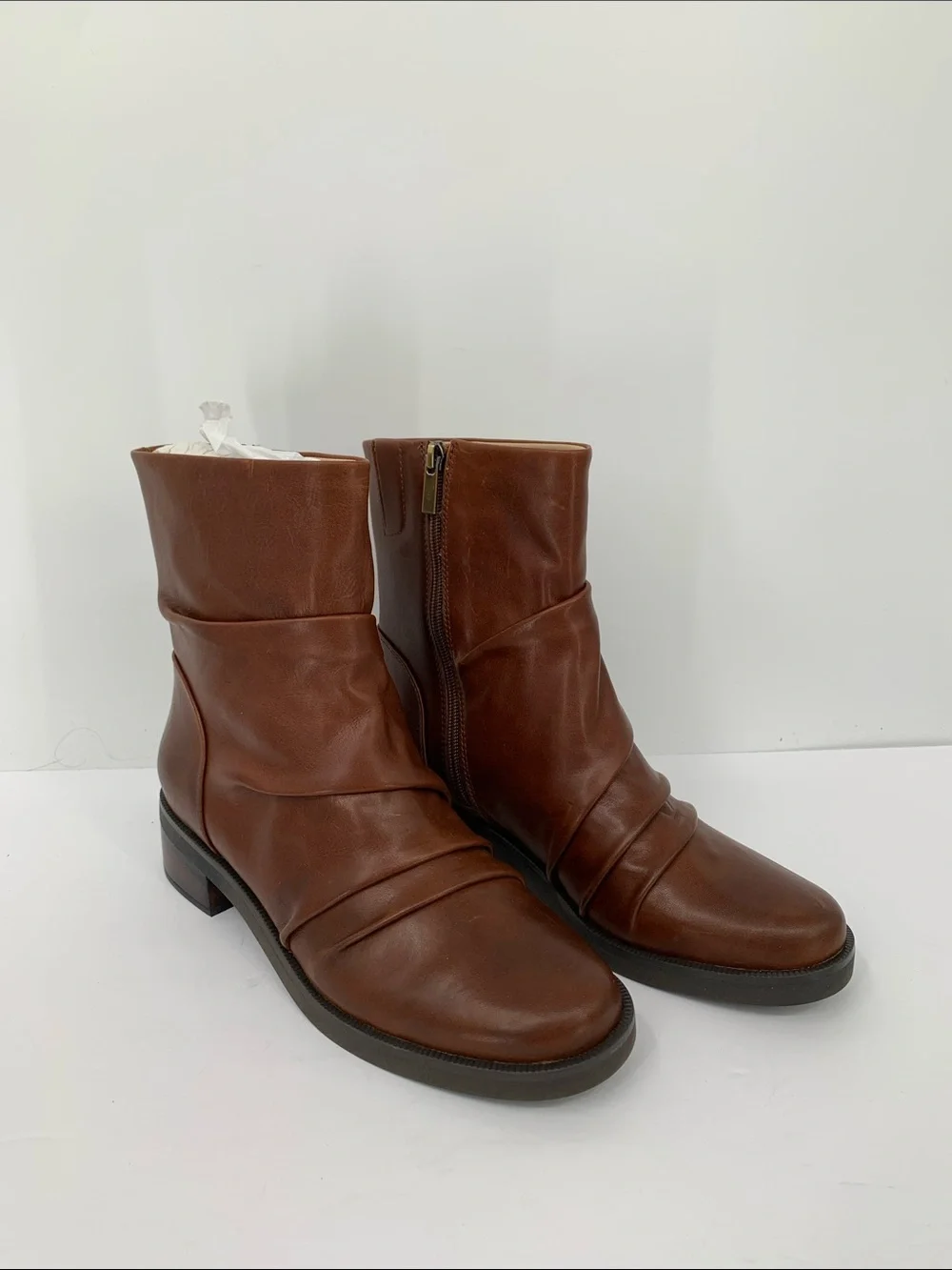 Abeo Traverse scrunch short boots ankle brown leather comfort zipper women 10